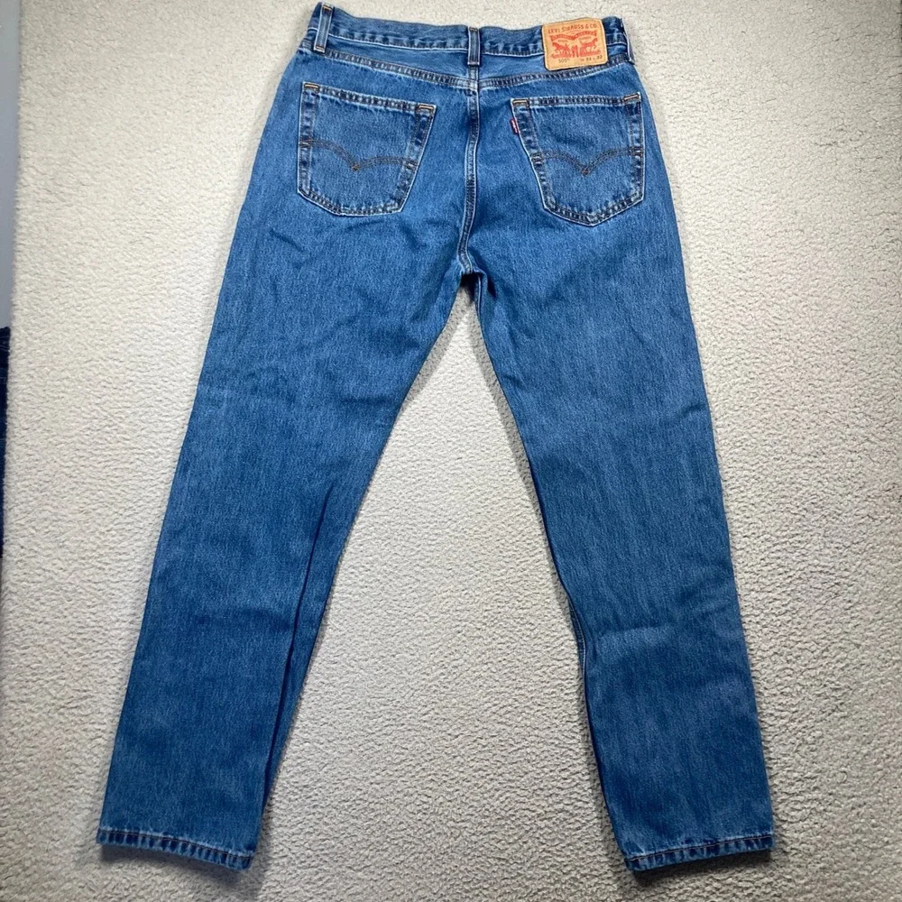 Levi's 505 Regular Fit Jeans Mens 33x32 Medium Wash Blue Straight Leg Denim